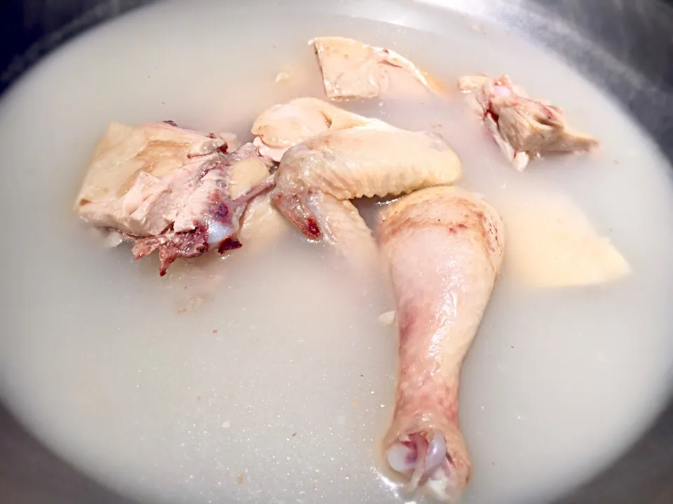 コラーゲンたっぷり桜島鶏の水炊き鍋|ゆうじ.さん