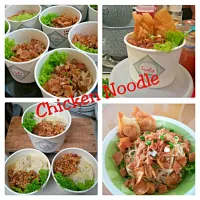 Chicken Noodle with fried Dumpling. Very Delicious, Fresh, yummy, crunchy..|Lively Kitchen ( Surabaya )さん