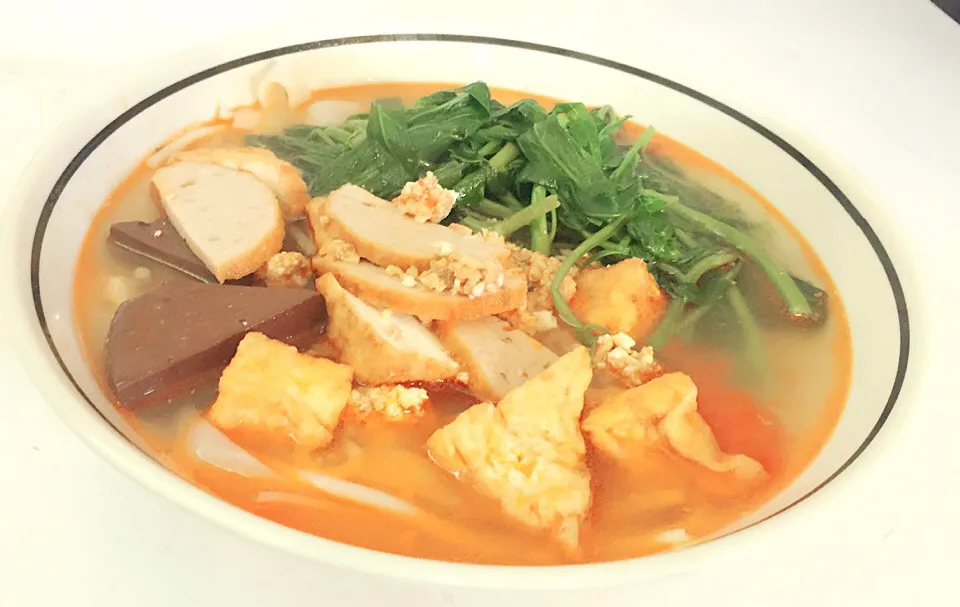 SHRIMP PASTE THICK NOODLE|Chieu Leさん