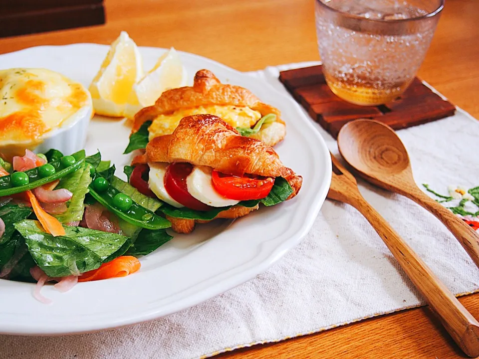 本日のブランチ🍴|はらぺこあゆむし◡̈さん