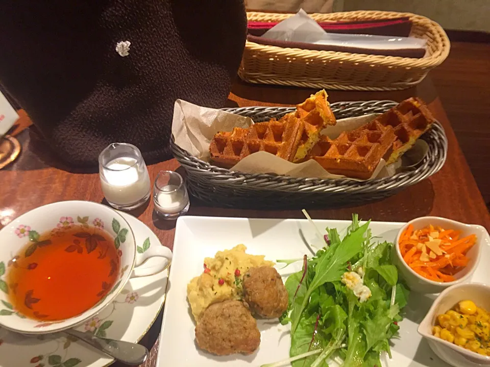 ジークレフのワッフルランチ|るい姉さん