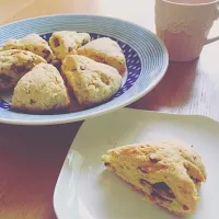 Snapdishの料理写真:🌸チョコレートスコーン🌸|ぐぅーさん