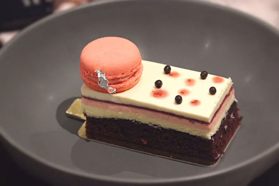 Raspberry Charlotte dessert|amieさん