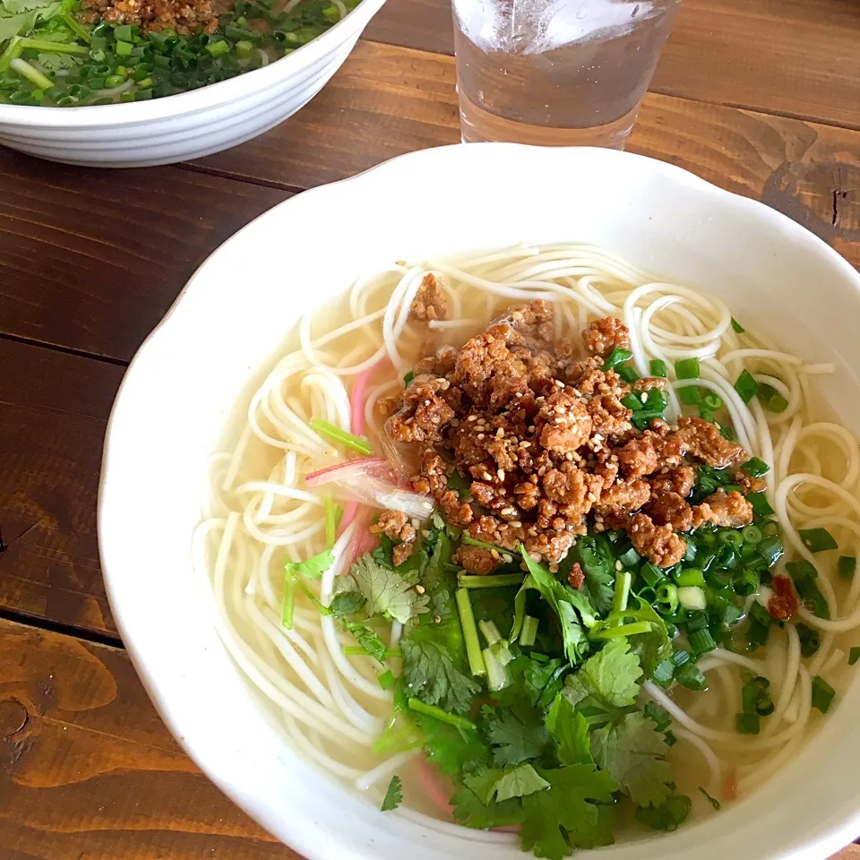 なんちゃって簡単バカウマ東南アジア麺|morimpicoさん