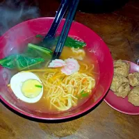 Snapdishの料理写真:Karage Tomyum Ramen..
#JapanFood #RamenAa|Putri Maulidiyantiさん