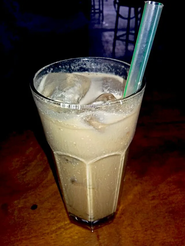 Es Teh Tarik..
#IndonesianDrink|Putri Maulidiyantiさん