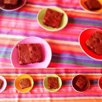 Snapdishの料理写真:Homemade gooey chocolate brownies.|esculentus foodさん