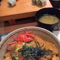 Snapdishの料理写真:日本食❤️
カツ丼、お寿司、天ぷら|naoさん