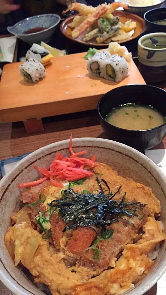 日本食❤️
カツ丼、お寿司、天ぷら|naoさん