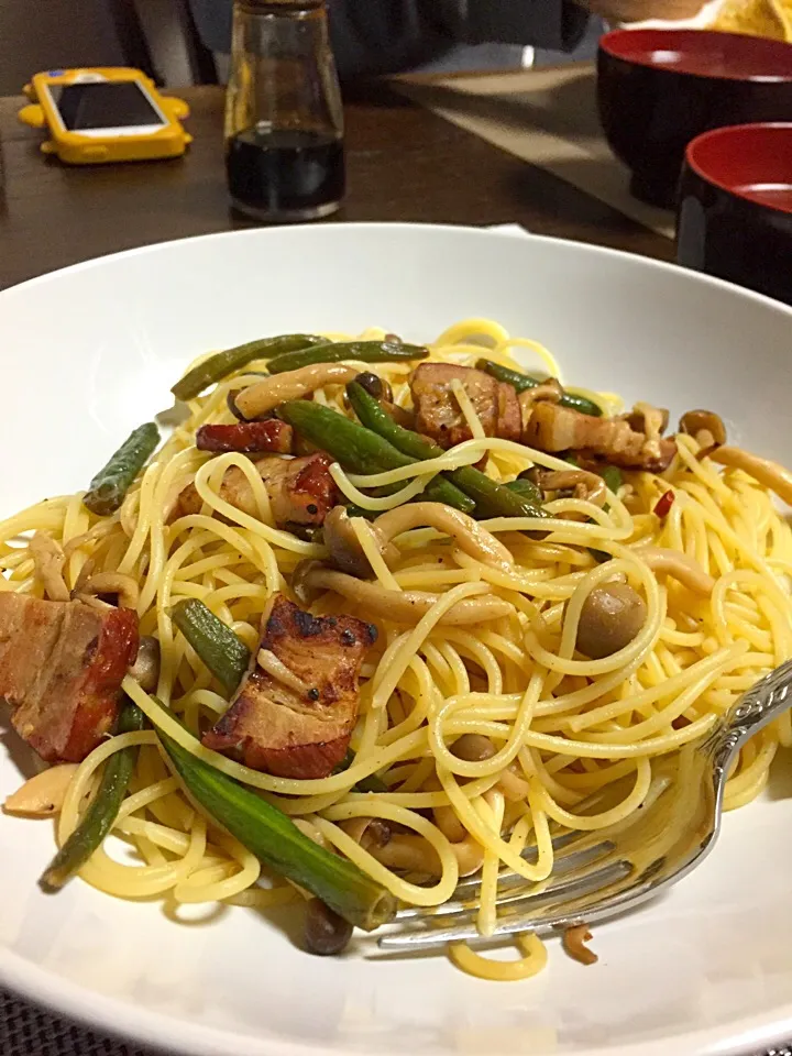 ベーコンとしめじとインゲンの和風パスタ   塩レモンとバター醤油で|Katsuragi Shinyaさん