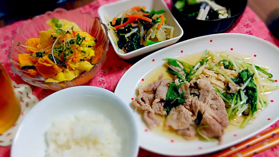 豚こまと水菜とえのきのサッと煮
もやしとほうれん草と人参のナムル
オクラと長芋の梅ポン酢合え
キャベツおカボチャのマリネサラダ|せりさん