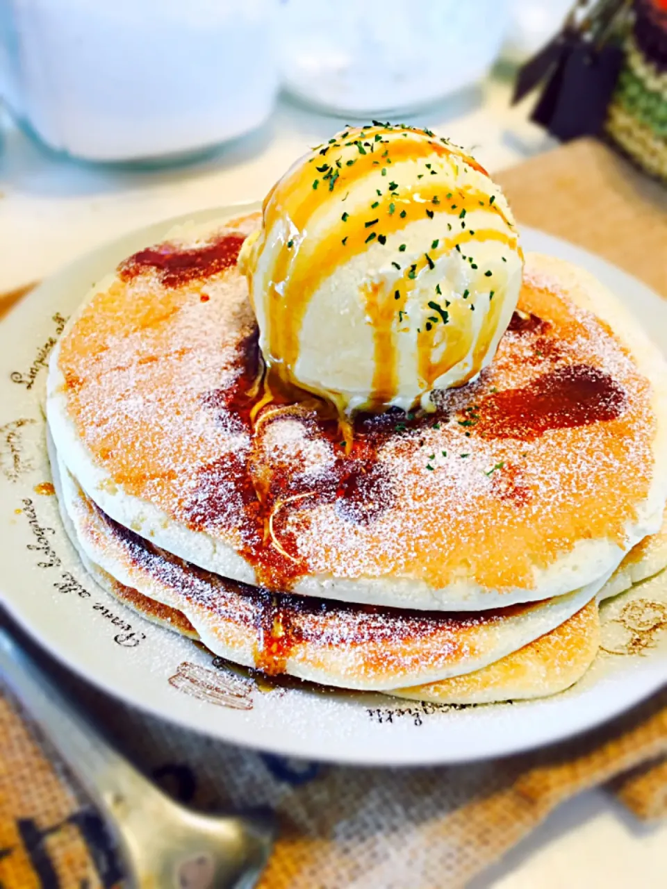 Snapdishの料理写真:♯106 手作りアイスとパンケーキ＊エスプレッソソース♪|asuu*さん