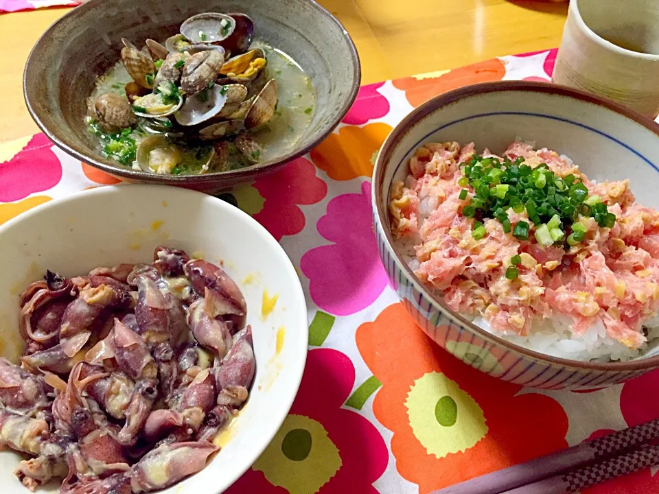 ネギトロ納豆丼
ホタルイカのからし酢あえ
あさりの酒蒸し|ぽぽさん