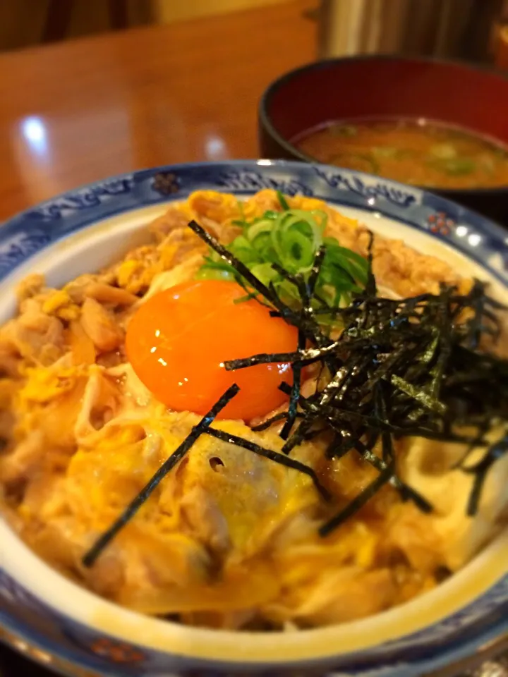 Snapdishの料理写真:月見親子丼|Meiqiさん