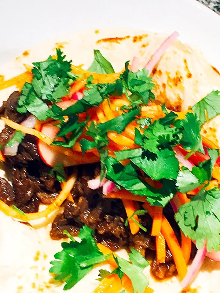 Korean pork tacos.|ted mantasさん