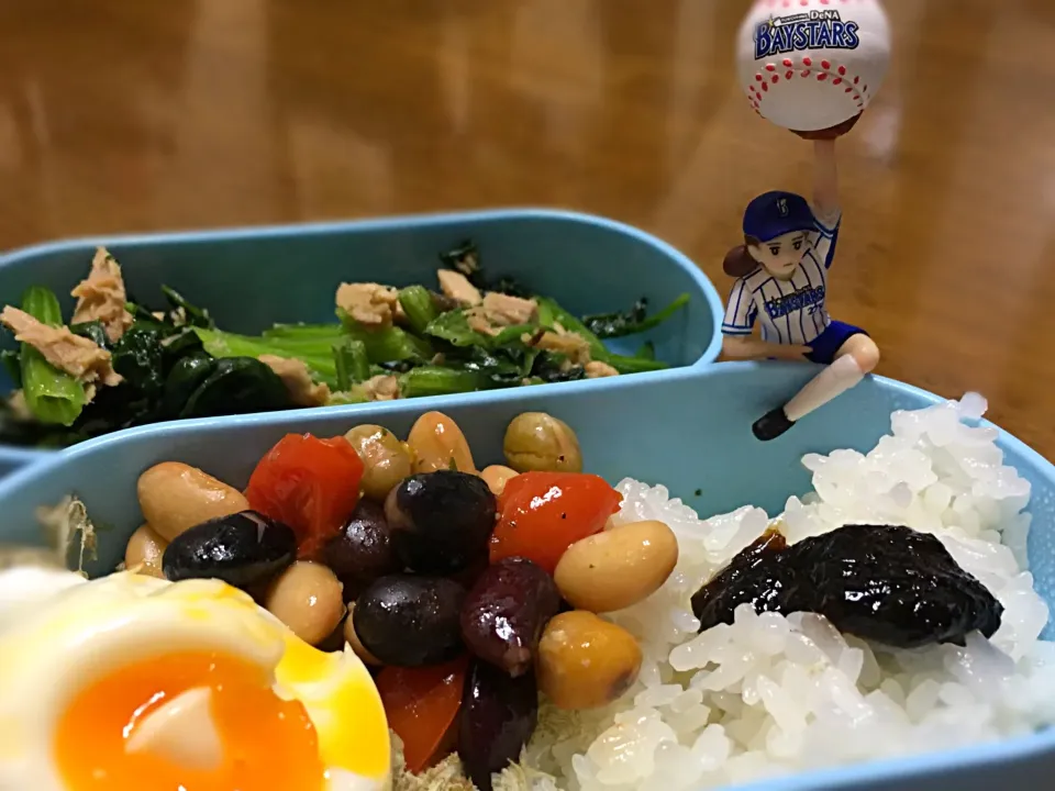 ゆで卵大大大失敗〜(*_*)豆サラダとほうれん草ツナ炒め弁当|もっつぁさん