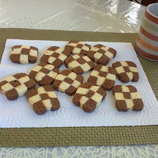 checker cookies|Lohan Brownさん