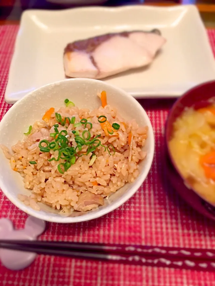 鶏肉と牛蒡の炊き込みごはん|くまみ★★さん