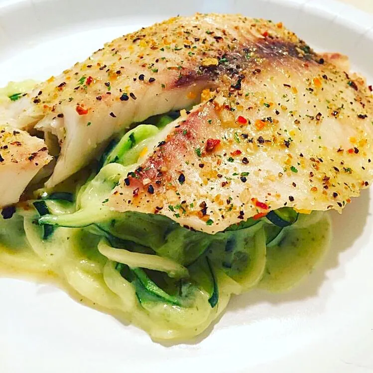 Creamy pesto zucchini noodles and baked tilapia fillet|🌺IAnneさん