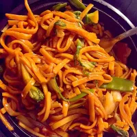 Vegan Vegetable Lo Mein|Izzie Gomezさん