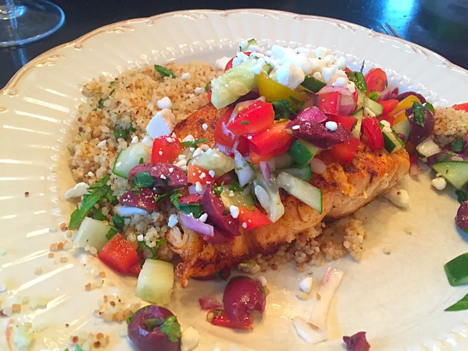 Pan-Roasted Salmon with Salsa Fresca|K Goodnessさん