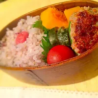 Snapdishの料理写真:ピーマンの鶏肉詰め(梅・大葉・納豆入り)弁当|かかさん