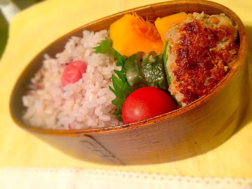 ピーマンの鶏肉詰め(梅・大葉・納豆入り)弁当|かかさん