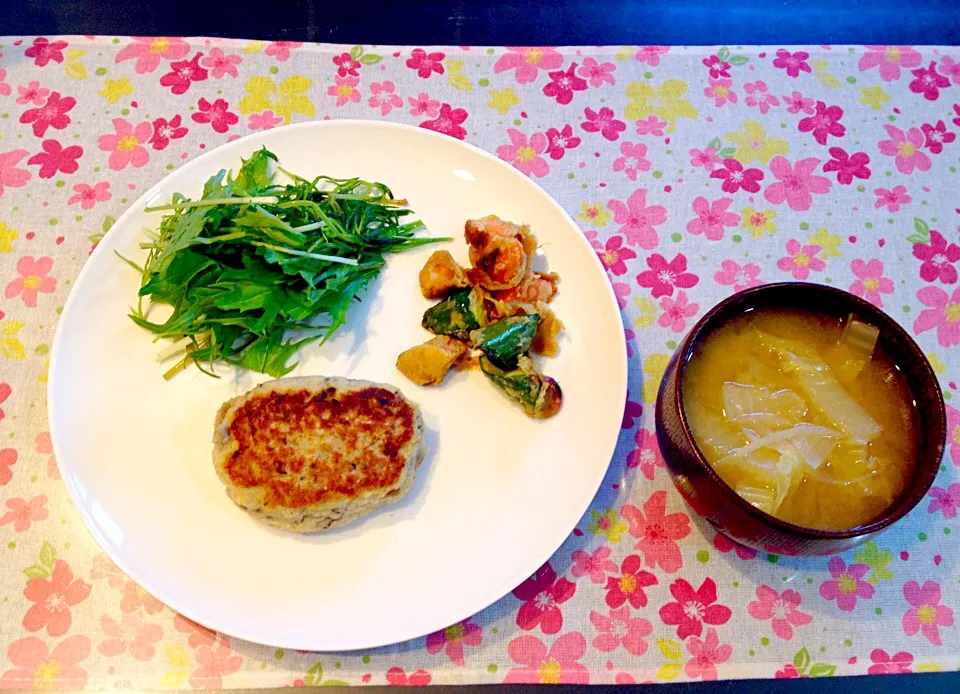 Snapdishの料理写真:ベジ料理♡高野豆腐と大根おろしのハンバーグのご飯|みよさん