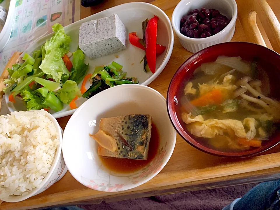 晩ご飯🐟鯖の味噌煮…昨日の残り物集まれ！|かわちさん