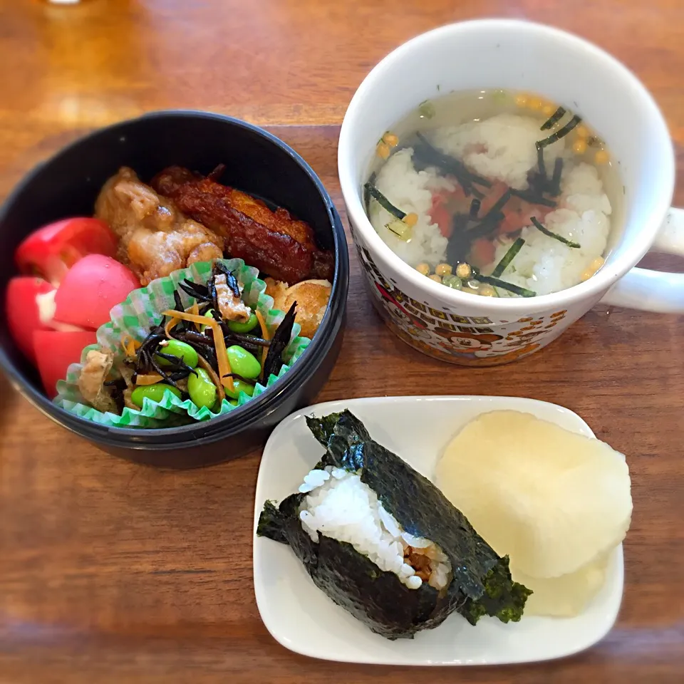 Snapdishの料理写真:おにぎり＆お茶漬けランチ|Noriyuki Saitoさん