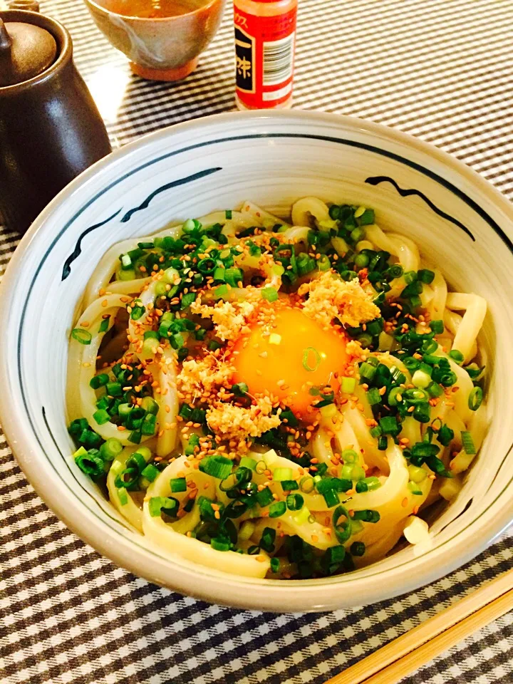 Snapdishの料理写真:☆水曜日の朝パスタ☆実は、水曜日の生うどん  ぶっかけカルボナーラ|静香さん