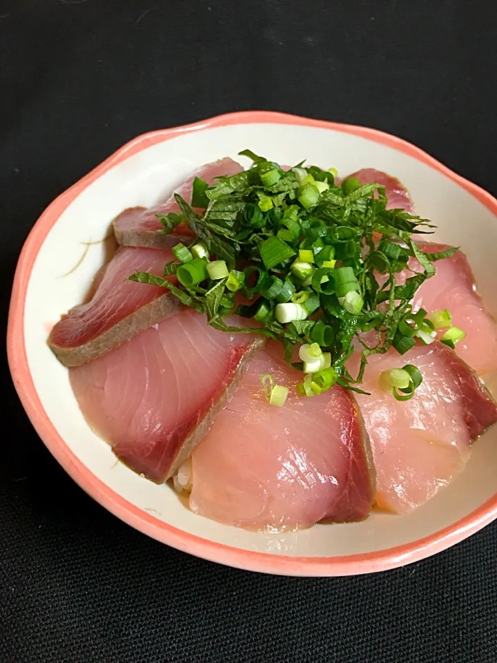 ミニわらさ丼🍴|がうママさん