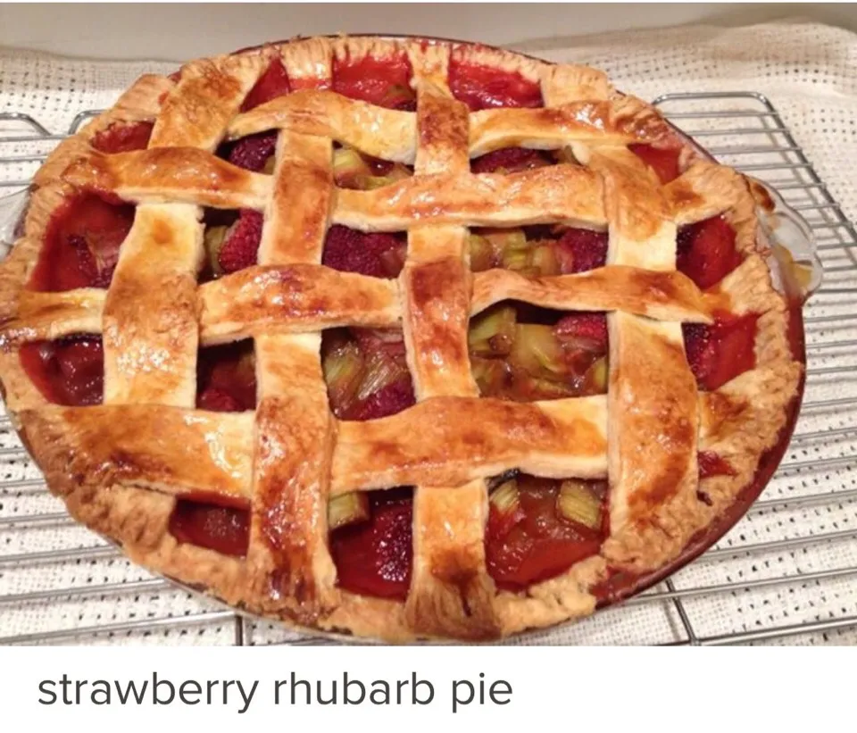 🍓Strawberry rhubarb pie🍓|🌺IAnneさん