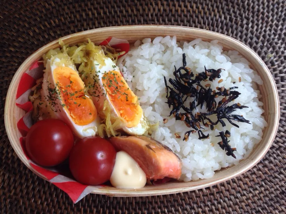 Snapdishの料理写真:カレー風味の巣ごもりたまご弁当|*なおみん*さん