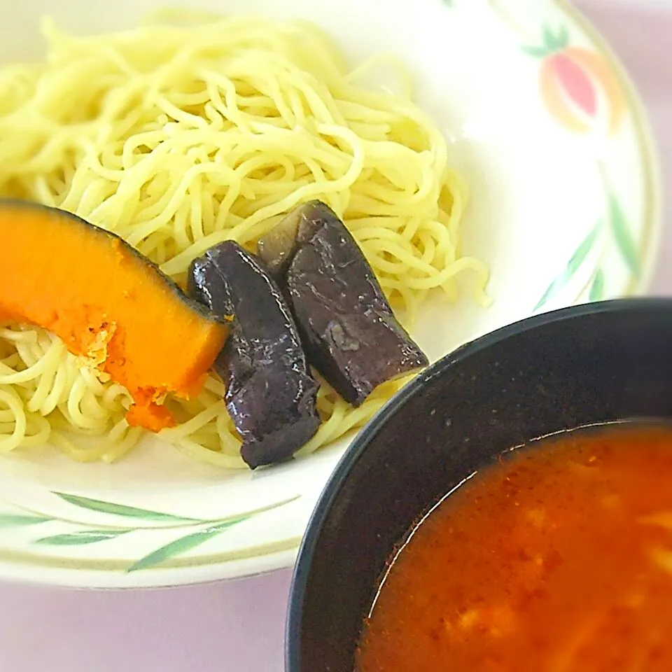 トマトカレーつけ麺～d(^-^)|たかたかさん