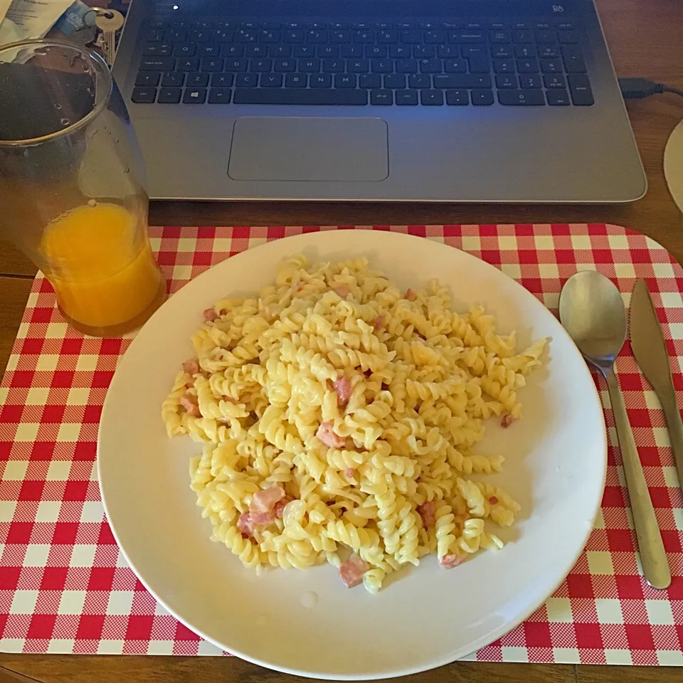 Carbonara pasta🍴 #italianpanchetta|Erdenさん