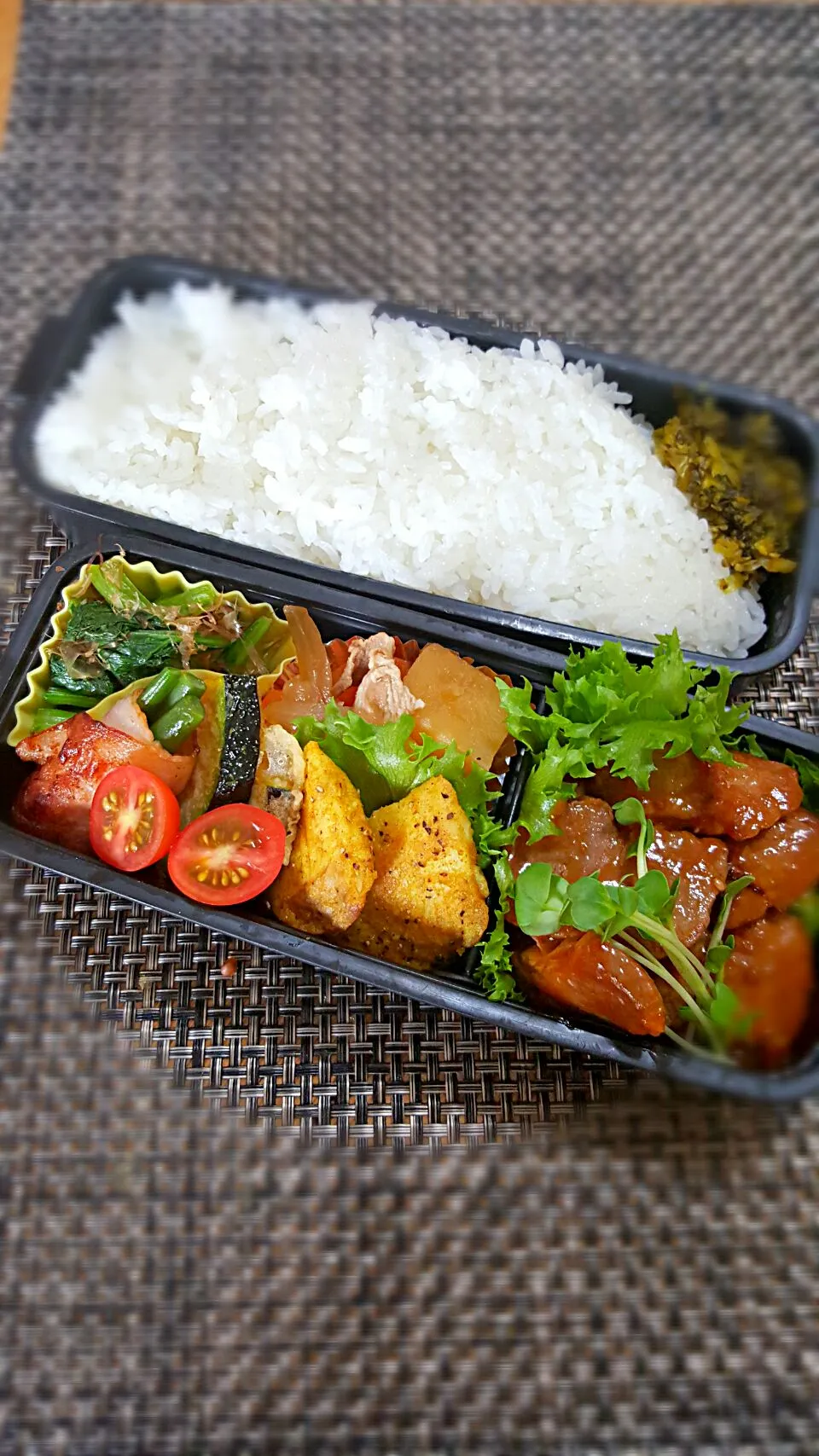 今日のお弁当❕トンテキ～～🐷🐷🐷|クッキングオヤジさん