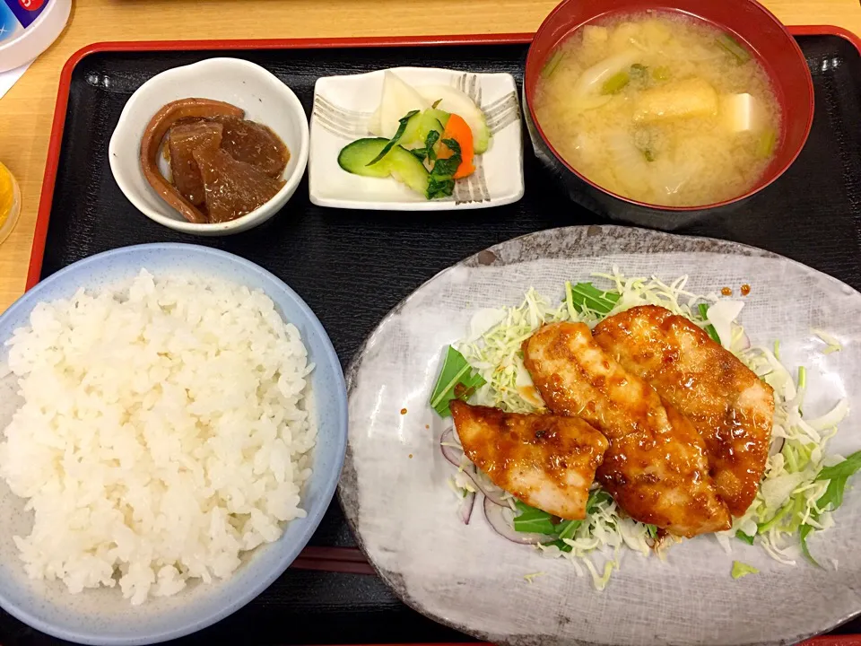 カジキマグロのソテー定食|T. Wonderさん