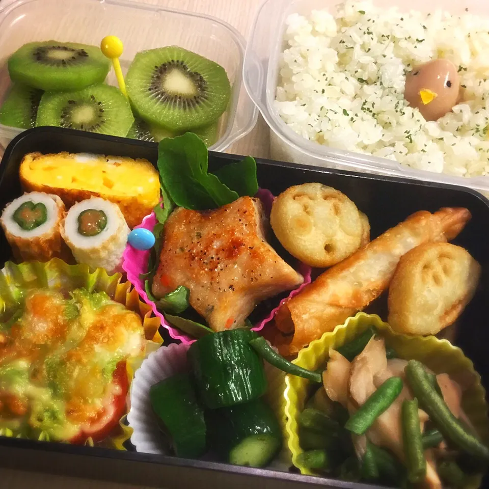 Snapdishの料理写真:ハヤシライス弁当(^ ^)♡なのにルー撮るの忘れた（笑）|ゆきっちん(・8・)さん