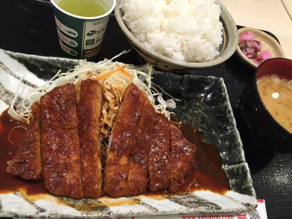 矢場とんのロースとんかつ定食（大盛り）🐽|まさとさん