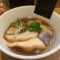 特製黒ラーメン(濃厚醤油ラーメン)＋炙りチャーシュー|マロさん