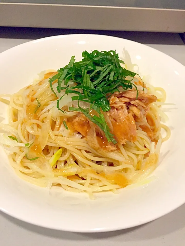 ツナとおろしの万能梅ソース仕立ての冷製パスタ(・ω・)ノ☆|ヤスさん