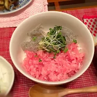 Snapdishの料理写真:海鮮二色丼|くまみ★★さん