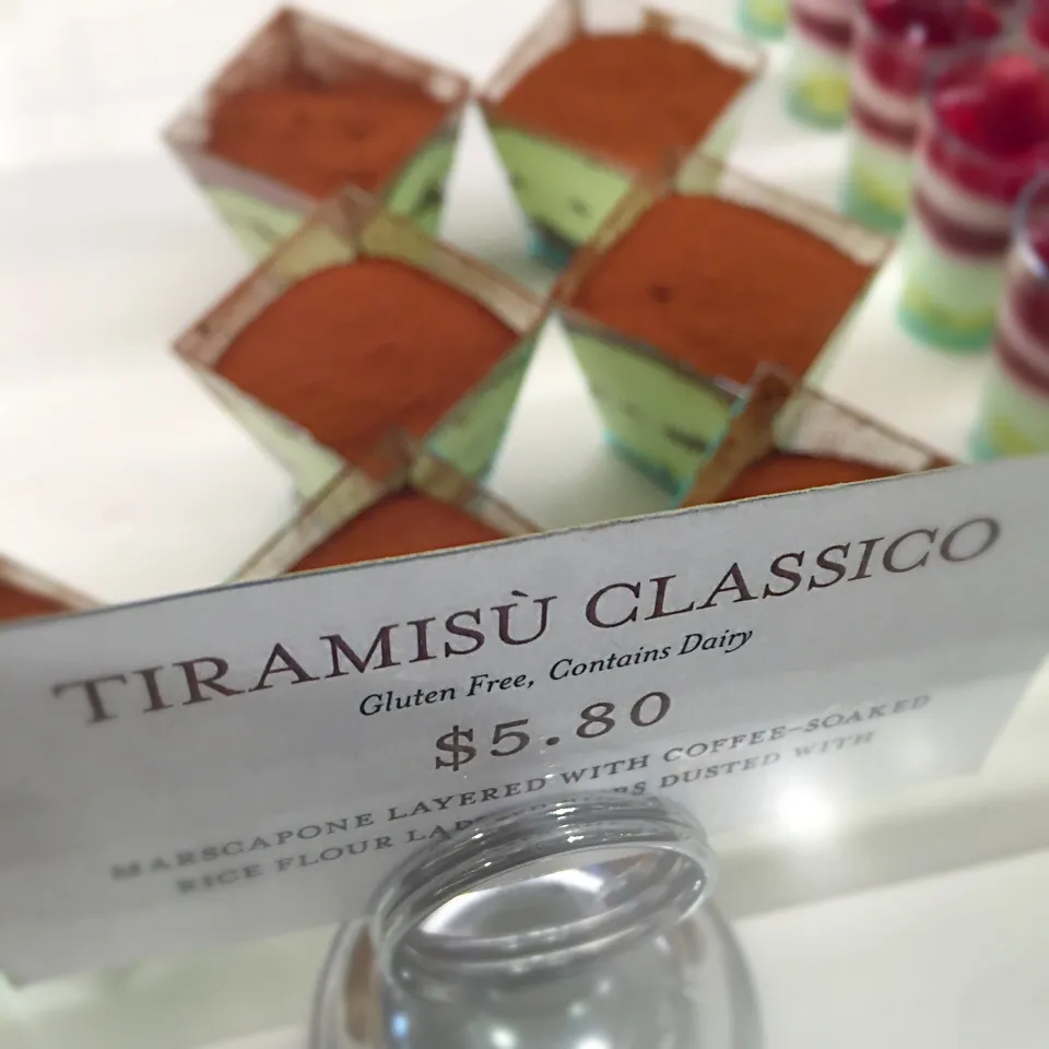 Snapdishの料理写真:Tiramisu.|Elaine Cuylerさん