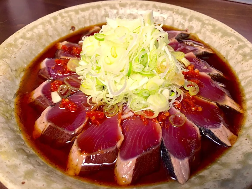 自分賄い飯
鰹土佐造り
与那国 怒りんぼで激辛|ちゅら夏さん