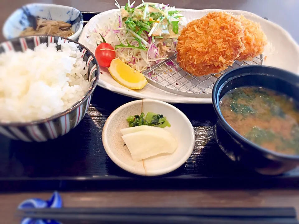 Snapdishの料理写真:ポテトクリームコロッケ定食🍴|あずささん