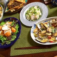 ボンゴレ
スルメイカと平目の昆布〆のカルパッチョ
長芋のポテトフライ
鶏胸肉のパリパリ焼きサラダ|セブンさん