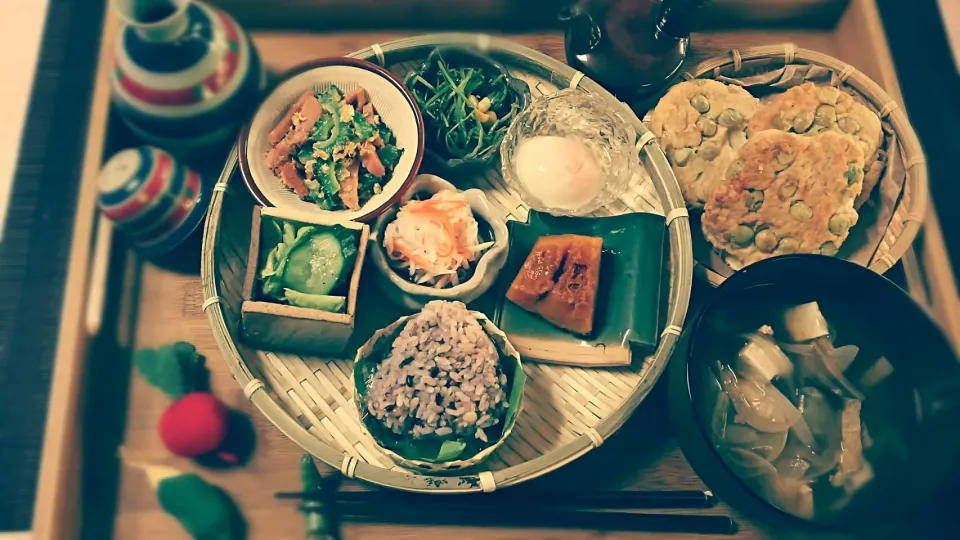 キムカフェ🍵ざる膳でワンプレートランチ☀🍴|キム姉さん