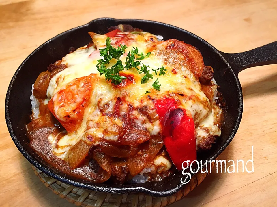 スキレットでリメイク☆ 夏野菜焼きカレー♪|プーティさん