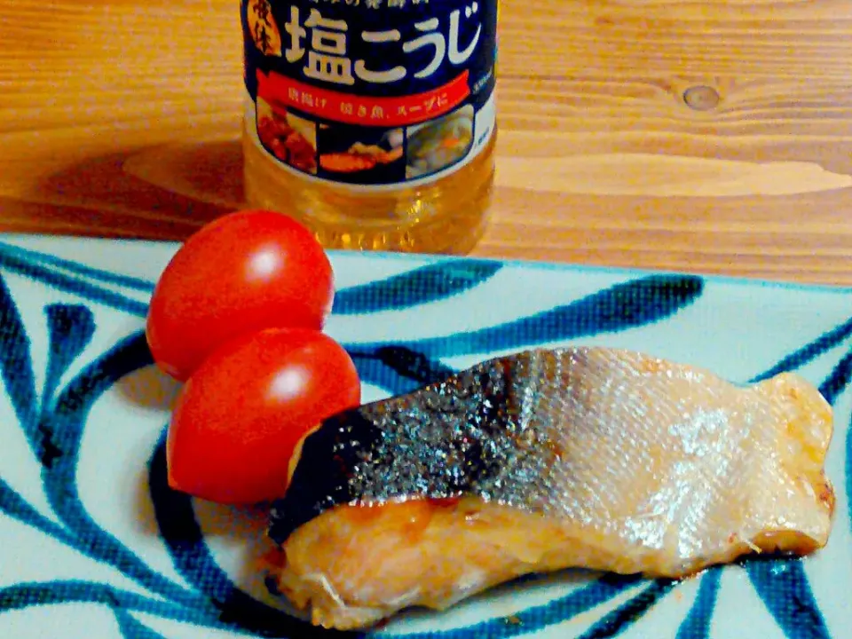 Snapdishの料理写真:液塩をつけて、後は焼くだけでめちゃ(๑˙ت˙๑)おいしー|ｌａｖｅｎｄｅｒｆ❜mさん